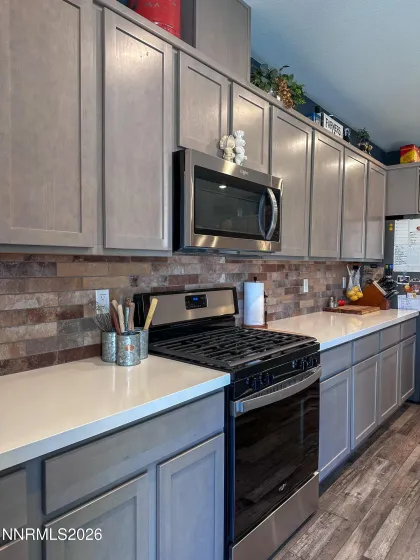 2352 Millville, Sparks, Nevada 89441, 4 Bedrooms Bedrooms, ,3 BathroomsBathrooms,Residential,Residential,Millville,260002314