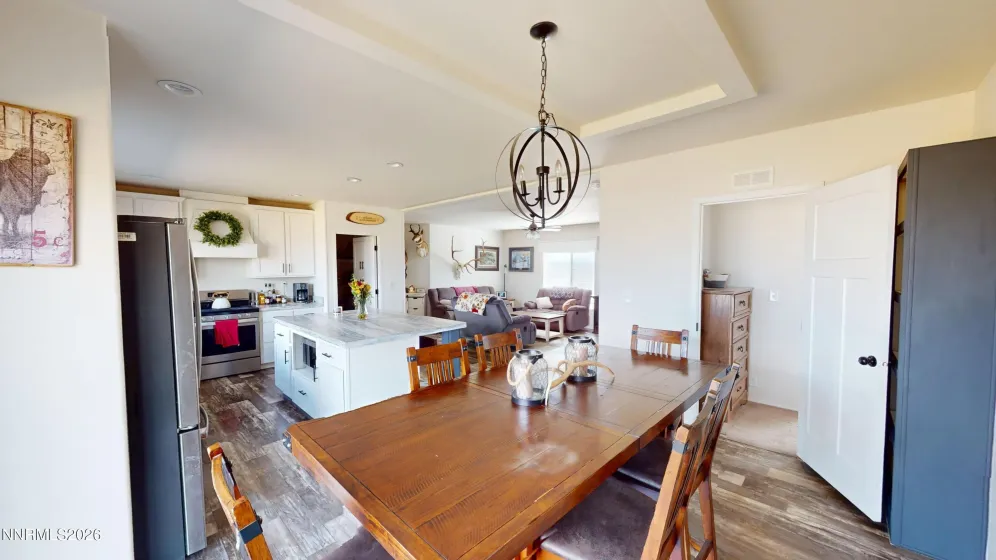 155 Misty, Winnemucca, Nevada 89445, 5 Bedrooms Bedrooms, ,2 BathroomsBathrooms,Residential,Residential,Misty,260002313