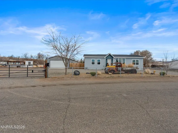 5400 Navajo, Stagecoach, Nevada 89429, 3 Bedrooms Bedrooms, ,2 BathroomsBathrooms,Residential,Residential,Navajo,260002319