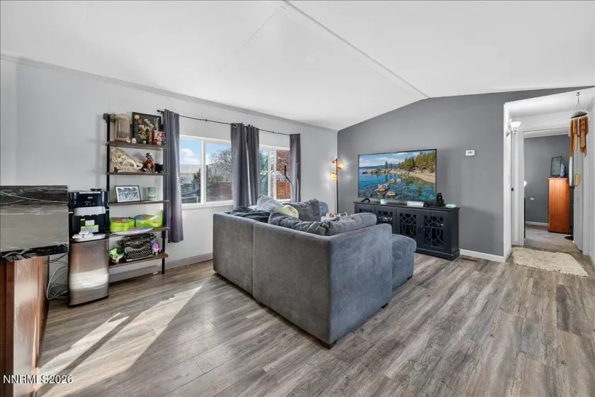 5607 Pearl, Sun Valley, Nevada 89433, 2 Bedrooms Bedrooms, ,2 BathroomsBathrooms,Residential,Residential,Pearl,260002320