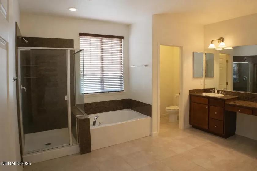 10855 Pebble Hill, Reno, Nevada 89521, 5 Bedrooms Bedrooms, ,3 BathroomsBathrooms,Residential,Residential,Pebble Hill,260002321