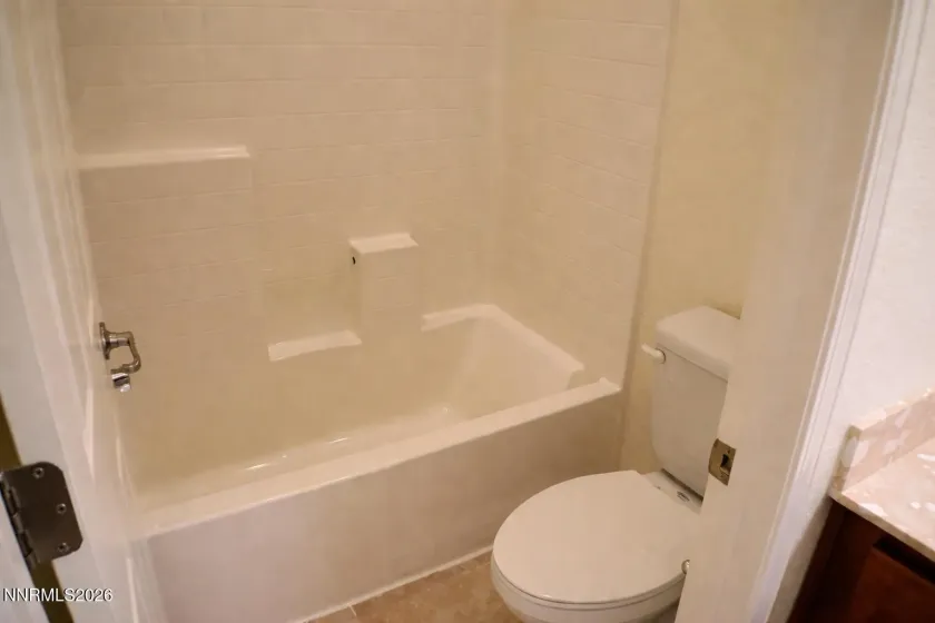 10855 Pebble Hill, Reno, Nevada 89521, 5 Bedrooms Bedrooms, ,3 BathroomsBathrooms,Residential,Residential,Pebble Hill,260002321