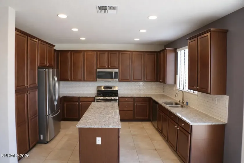 10855 Pebble Hill, Reno, Nevada 89521, 5 Bedrooms Bedrooms, ,3 BathroomsBathrooms,Residential,Residential,Pebble Hill,260002321