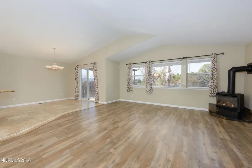 44 Conner, Gardnerville, Nevada 89410, 3 Bedrooms Bedrooms, ,2 BathroomsBathrooms,Residential,Residential,Conner,260002323