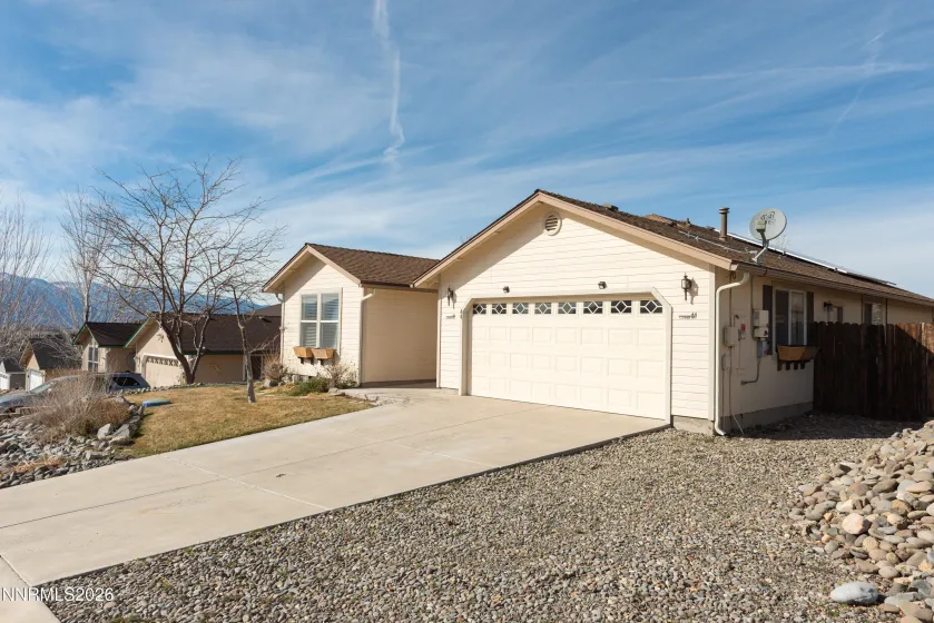 44 Conner, Gardnerville, Nevada 89410, 3 Bedrooms Bedrooms, ,2 BathroomsBathrooms,Residential,Residential,Conner,260002323