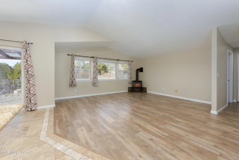 44 Conner, Gardnerville, Nevada 89410, 3 Bedrooms Bedrooms, ,2 BathroomsBathrooms,Residential,Residential,Conner,260002323