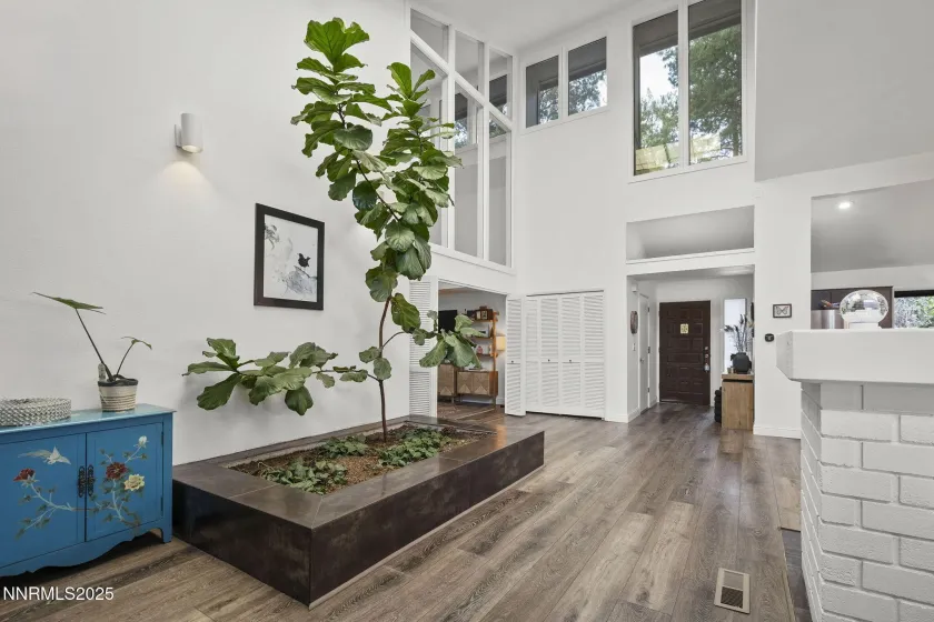 3930 Greenbriar, Reno, Nevada 89509, 2 Bedrooms Bedrooms, ,2 BathroomsBathrooms,Residential,Residential,Greenbriar,260002330