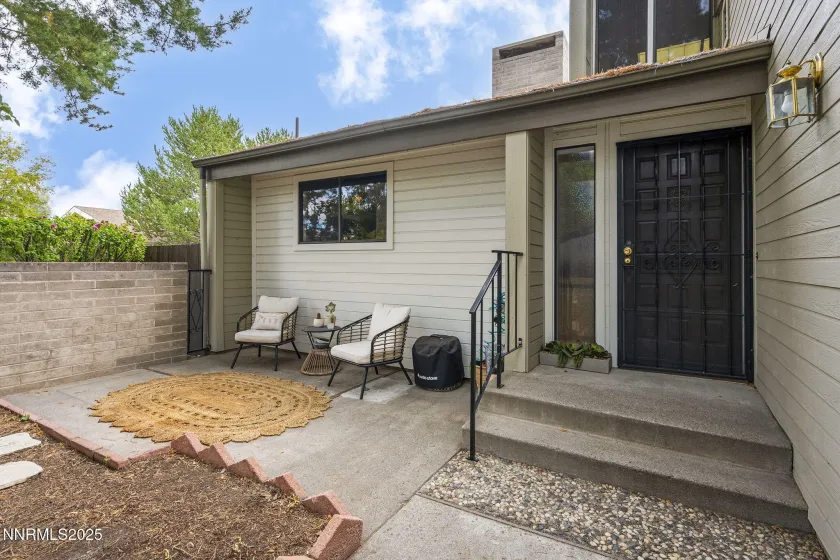 3930 Greenbriar, Reno, Nevada 89509, 2 Bedrooms Bedrooms, ,2 BathroomsBathrooms,Residential,Residential,Greenbriar,260002330