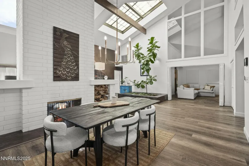 3930 Greenbriar, Reno, Nevada 89509, 2 Bedrooms Bedrooms, ,2 BathroomsBathrooms,Residential,Residential,Greenbriar,260002330