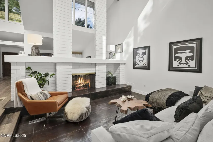 3930 Greenbriar, Reno, Nevada 89509, 2 Bedrooms Bedrooms, ,2 BathroomsBathrooms,Residential,Residential,Greenbriar,260002330