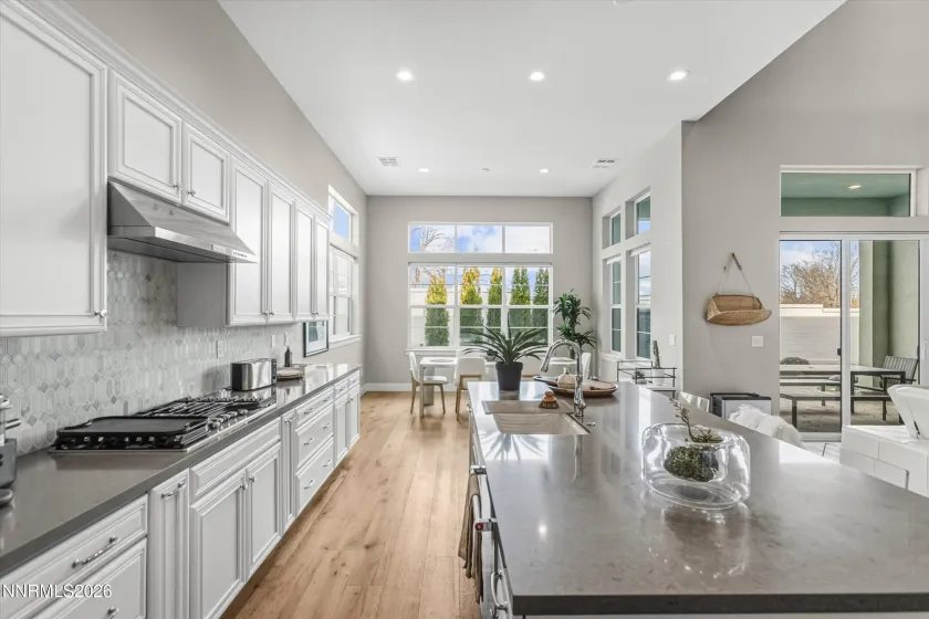 715 Pleasant Oak, Reno, Nevada 89511, 5 Bedrooms Bedrooms, ,6 BathroomsBathrooms,Residential,Residential,Pleasant Oak,260002329