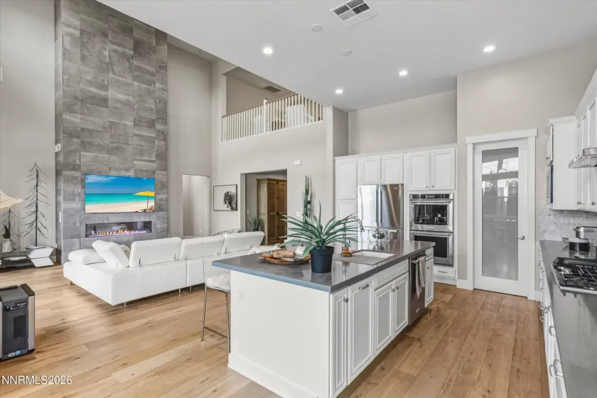 715 Pleasant Oak, Reno, Nevada 89511, 5 Bedrooms Bedrooms, ,6 BathroomsBathrooms,Residential,Residential,Pleasant Oak,260002329