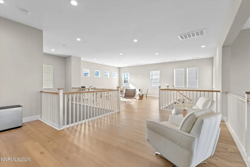 715 Pleasant Oak, Reno, Nevada 89511, 5 Bedrooms Bedrooms, ,6 BathroomsBathrooms,Residential,Residential,Pleasant Oak,260002329