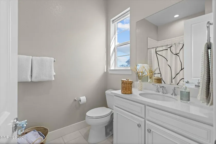 715 Pleasant Oak, Reno, Nevada 89511, 5 Bedrooms Bedrooms, ,6 BathroomsBathrooms,Residential,Residential,Pleasant Oak,260002329