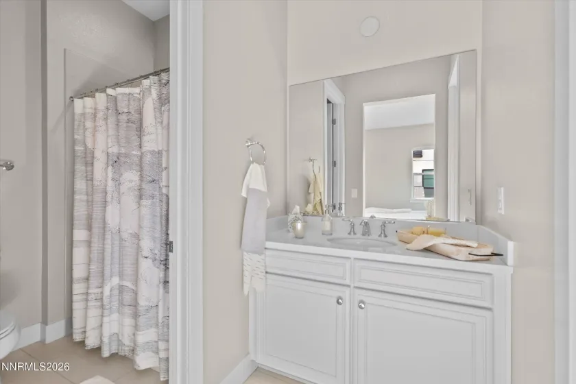 715 Pleasant Oak, Reno, Nevada 89511, 5 Bedrooms Bedrooms, ,6 BathroomsBathrooms,Residential,Residential,Pleasant Oak,260002329