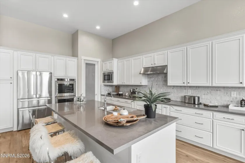 715 Pleasant Oak, Reno, Nevada 89511, 5 Bedrooms Bedrooms, ,6 BathroomsBathrooms,Residential,Residential,Pleasant Oak,260002329