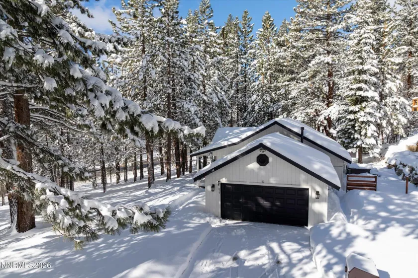 214 Highland, Stateline, Nevada 89449, 3 Bedrooms Bedrooms, ,2 BathroomsBathrooms,Residential,Residential,Highland,260002333