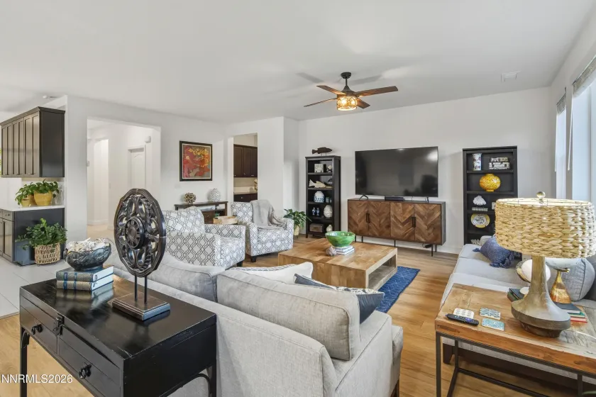 1655 Scott Valley, Reno, Nevada 89523, 3 Bedrooms Bedrooms, ,3 BathroomsBathrooms,Residential,Residential,Scott Valley,260002337