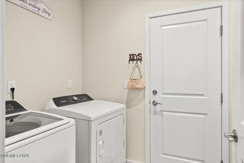 1524 Golf, Fernley, Nevada 89408, 3 Bedrooms Bedrooms, ,2 BathroomsBathrooms,Residential,Residential,Golf,260002338