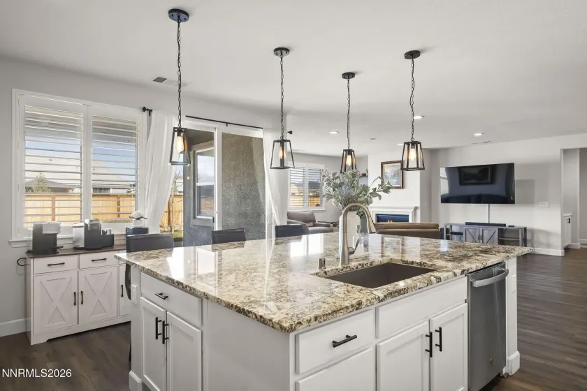 807 Lexington Arch, Sparks, Nevada 89441, 4 Bedrooms Bedrooms, ,3 BathroomsBathrooms,Residential,Residential,Lexington Arch,260002340