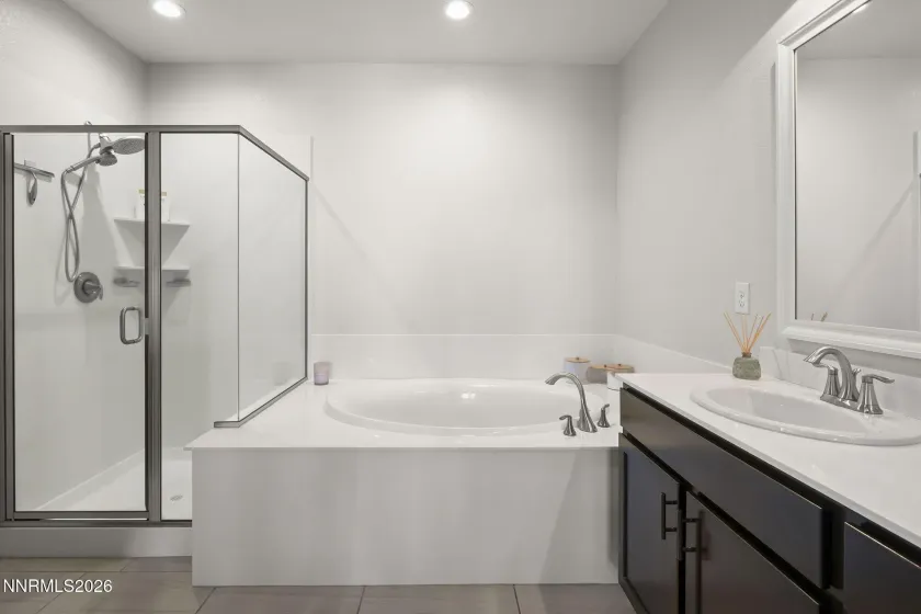 807 Lexington Arch, Sparks, Nevada 89441, 4 Bedrooms Bedrooms, ,3 BathroomsBathrooms,Residential,Residential,Lexington Arch,260002340