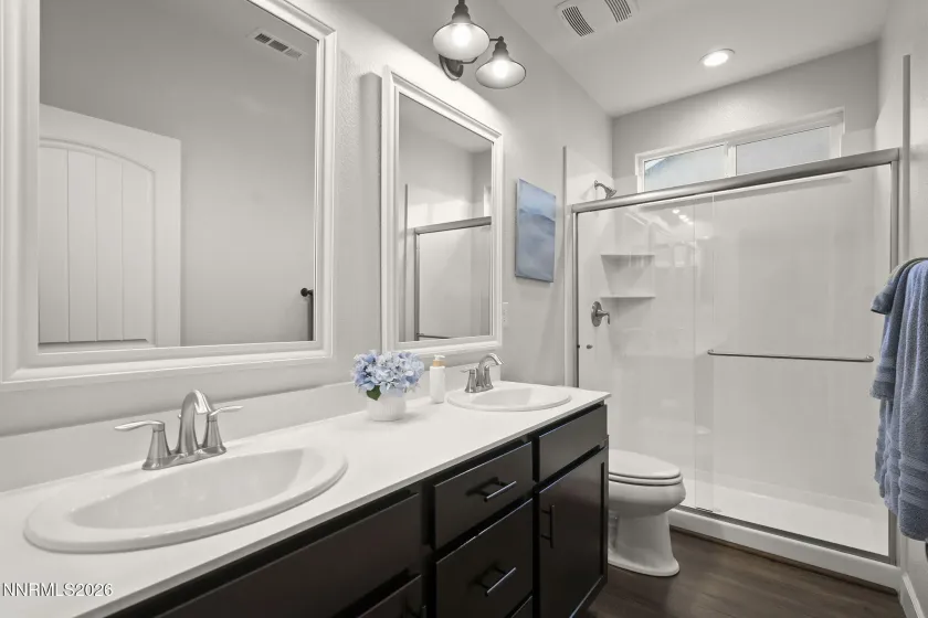 807 Lexington Arch, Sparks, Nevada 89441, 4 Bedrooms Bedrooms, ,3 BathroomsBathrooms,Residential,Residential,Lexington Arch,260002340