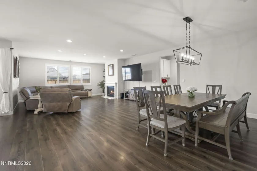 807 Lexington Arch, Sparks, Nevada 89441, 4 Bedrooms Bedrooms, ,3 BathroomsBathrooms,Residential,Residential,Lexington Arch,260002340