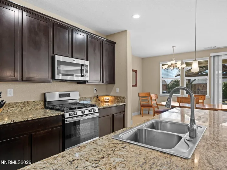 718 Treasure City, Spanish Springs, Nevada 89441, 4 Bedrooms Bedrooms, ,3 BathroomsBathrooms,Residential,Residential,Treasure City,260002341