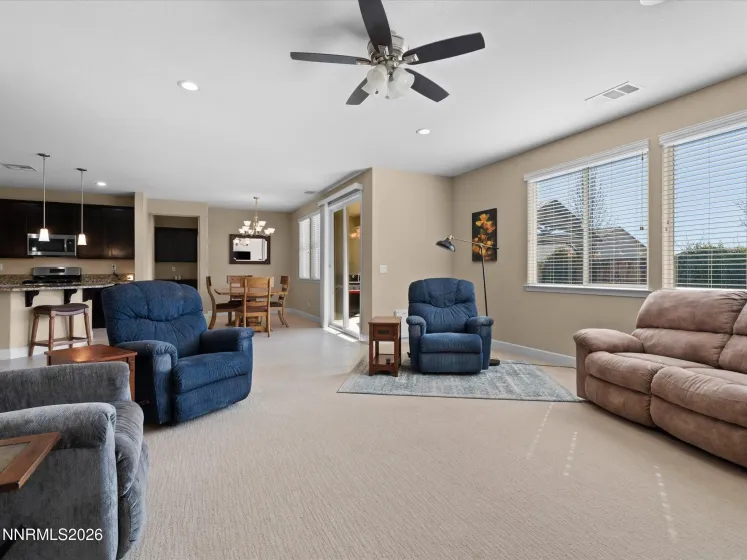 718 Treasure City, Spanish Springs, Nevada 89441, 4 Bedrooms Bedrooms, ,3 BathroomsBathrooms,Residential,Residential,Treasure City,260002341