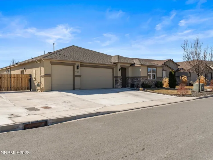 718 Treasure City, Spanish Springs, Nevada 89441, 4 Bedrooms Bedrooms, ,3 BathroomsBathrooms,Residential,Residential,Treasure City,260002341