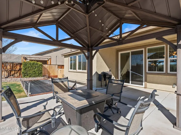 718 Treasure City, Spanish Springs, Nevada 89441, 4 Bedrooms Bedrooms, ,3 BathroomsBathrooms,Residential,Residential,Treasure City,260002341