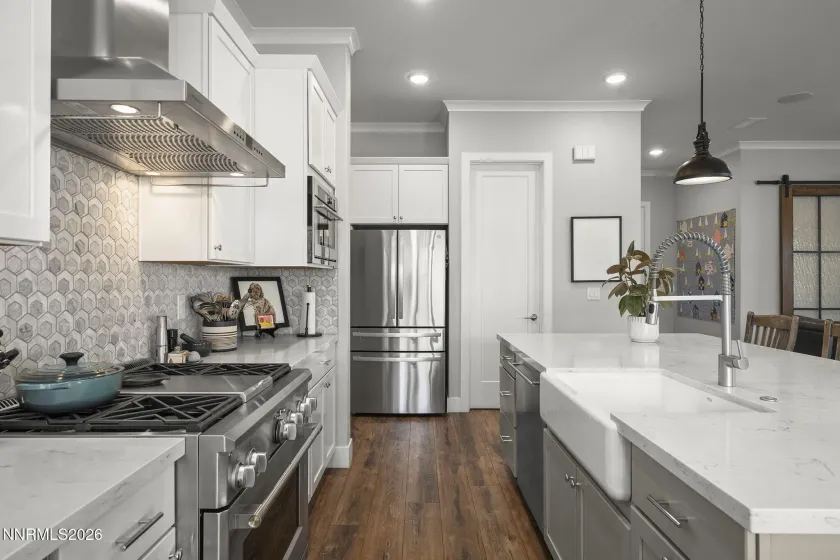 8726 Larkhaven, Reno, Nevada 89523, 3 Bedrooms Bedrooms, ,4 BathroomsBathrooms,Residential,Residential,Larkhaven,260002343