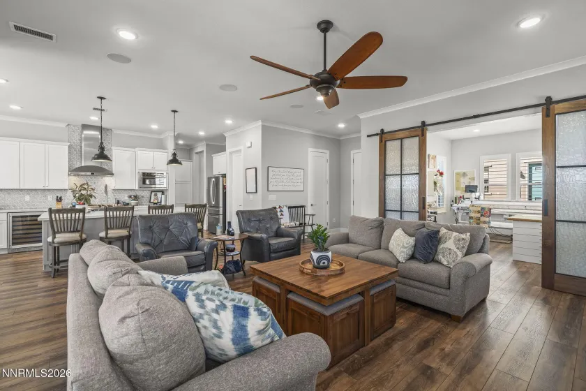 8726 Larkhaven, Reno, Nevada 89523, 3 Bedrooms Bedrooms, ,4 BathroomsBathrooms,Residential,Residential,Larkhaven,260002343