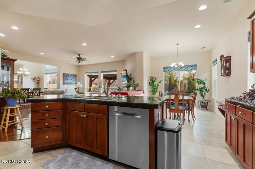 1698 Silverthread, Reno, Nevada 89521, 4 Bedrooms Bedrooms, ,3 BathroomsBathrooms,Residential,Residential,Silverthread,260002345