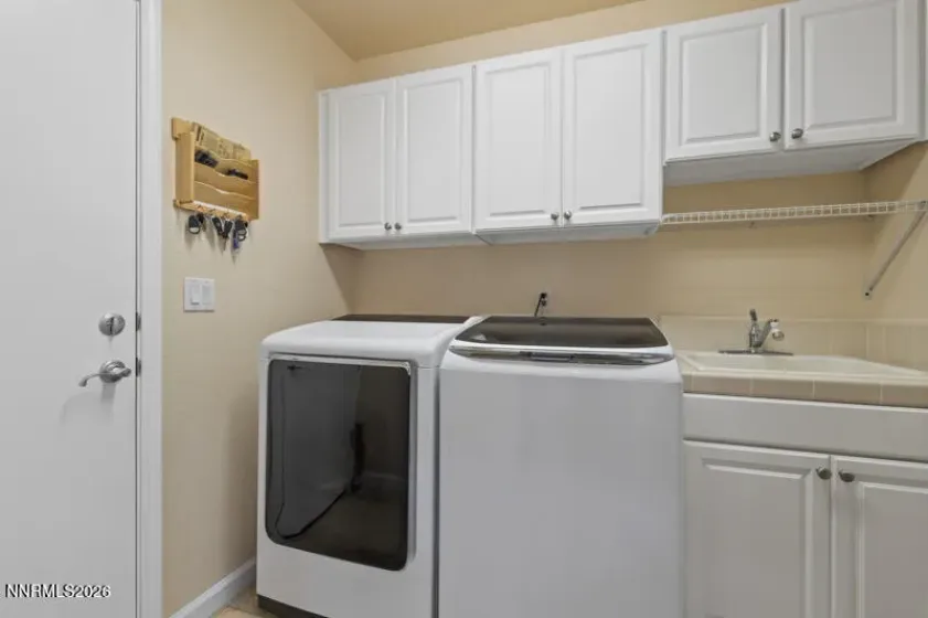 1698 Silverthread, Reno, Nevada 89521, 4 Bedrooms Bedrooms, ,3 BathroomsBathrooms,Residential,Residential,Silverthread,260002345