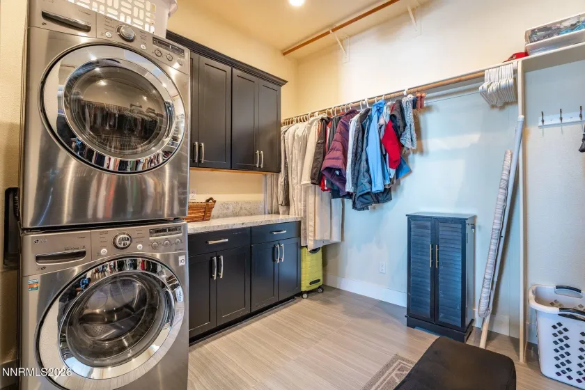 5920 Flowering Sage, Reno, Nevada 89511, 5 Bedrooms Bedrooms, ,5 BathroomsBathrooms,Residential,Residential,Flowering Sage,260002353