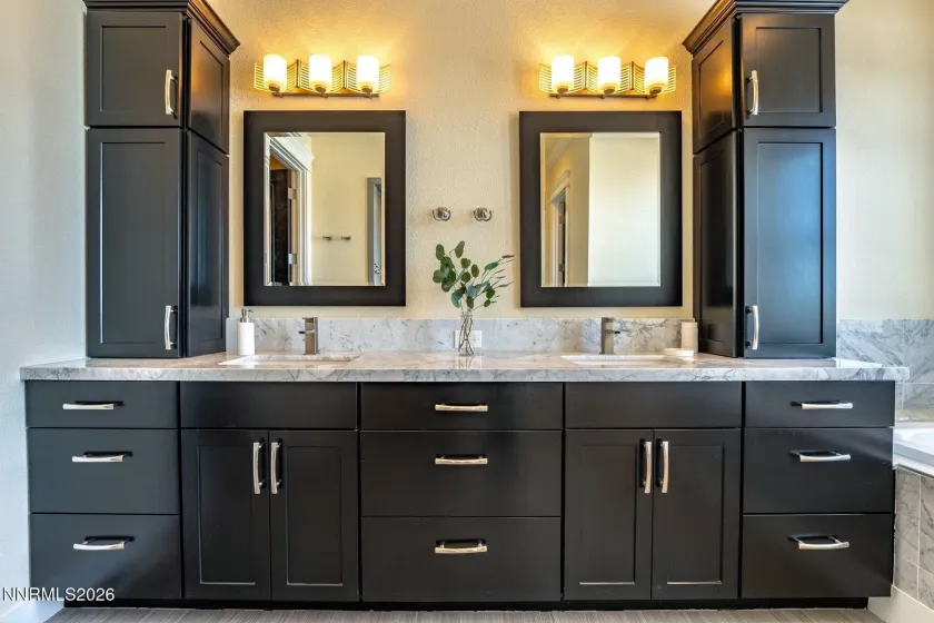 5920 Flowering Sage, Reno, Nevada 89511, 5 Bedrooms Bedrooms, ,5 BathroomsBathrooms,Residential,Residential,Flowering Sage,260002353