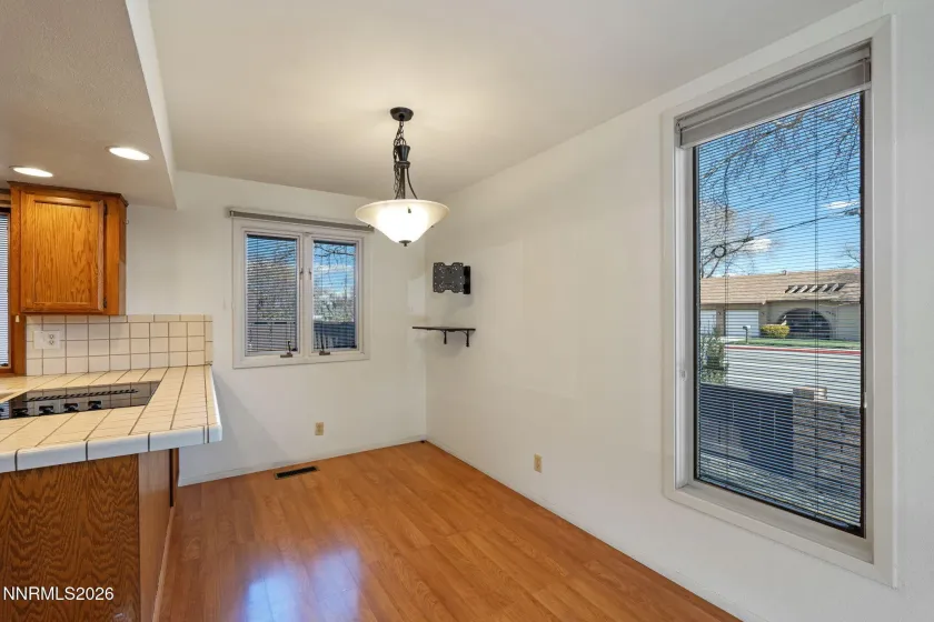 2008 Sunburst, Reno, Nevada 89509, 3 Bedrooms Bedrooms, ,2 BathroomsBathrooms,Residential,Residential,Sunburst,260002360