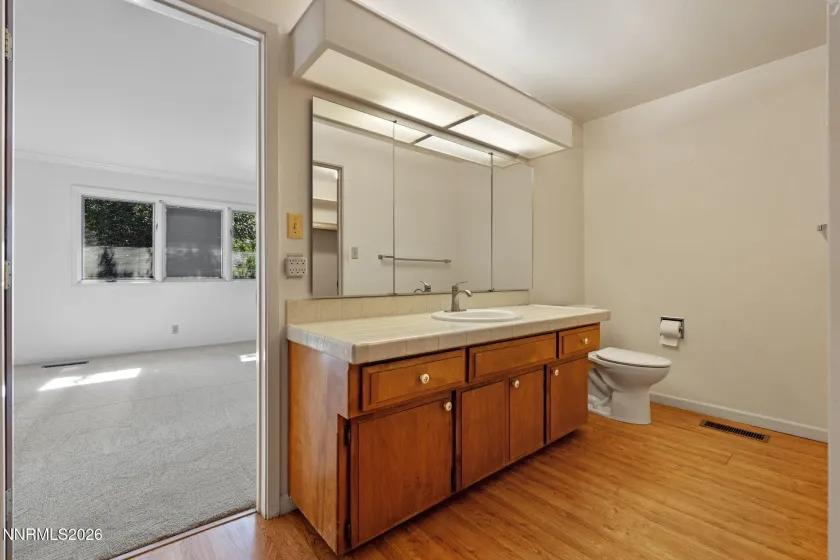 2008 Sunburst, Reno, Nevada 89509, 3 Bedrooms Bedrooms, ,2 BathroomsBathrooms,Residential,Residential,Sunburst,260002360