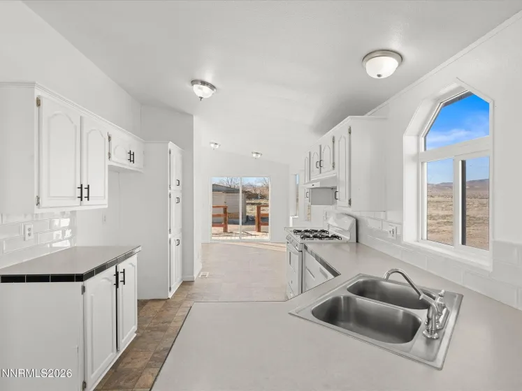 1640 Fir, Silver Springs, Nevada 89429, 3 Bedrooms Bedrooms, ,2 BathroomsBathrooms,Residential,Residential,Fir,260002363