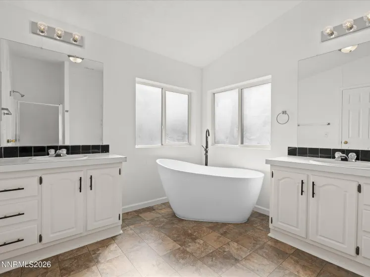 1640 Fir, Silver Springs, Nevada 89429, 3 Bedrooms Bedrooms, ,2 BathroomsBathrooms,Residential,Residential,Fir,260002363