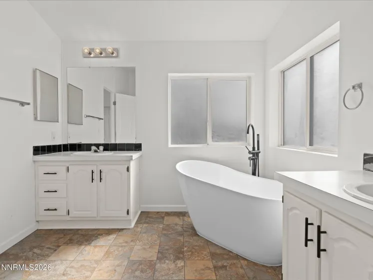 1640 Fir, Silver Springs, Nevada 89429, 3 Bedrooms Bedrooms, ,2 BathroomsBathrooms,Residential,Residential,Fir,260002363