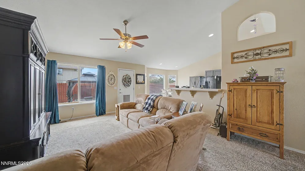 906 Julia, Fernley, Nevada 89408, 3 Bedrooms Bedrooms, ,2 BathroomsBathrooms,Residential,Residential,Julia,260002362