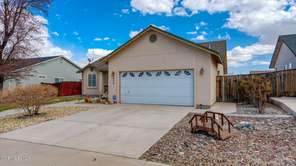 906 Julia, Fernley, Nevada 89408, 3 Bedrooms Bedrooms, ,2 BathroomsBathrooms,Residential,Residential,Julia,260002362