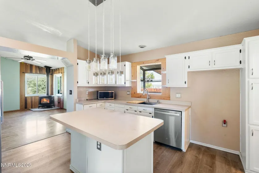 1547 Topaz Ranch, Topaz Ranch Estates, Nevada 89444, 3 Bedrooms Bedrooms, ,2 BathroomsBathrooms,Residential,Residential,Topaz Ranch,260002366