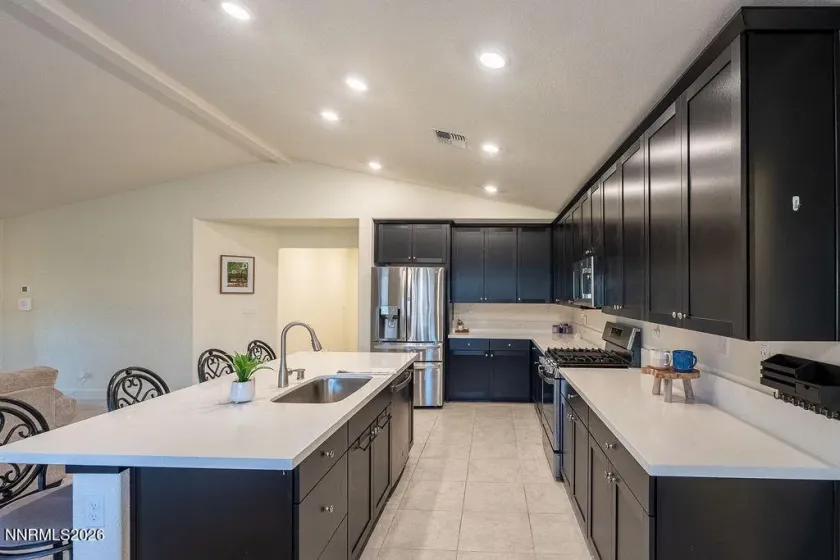 282 Littondale, Sparks, Nevada 89441, 4 Bedrooms Bedrooms, ,3 BathroomsBathrooms,Residential,Residential,Littondale,260002367