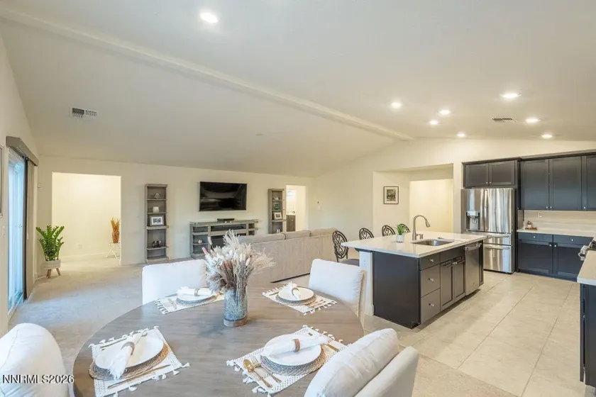 282 Littondale, Sparks, Nevada 89441, 4 Bedrooms Bedrooms, ,3 BathroomsBathrooms,Residential,Residential,Littondale,260002367