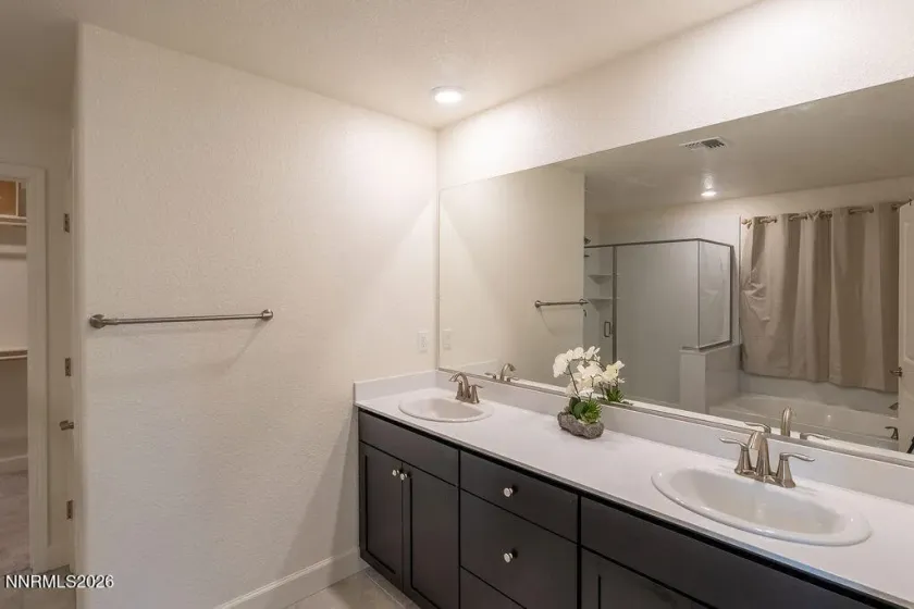 282 Littondale, Sparks, Nevada 89441, 4 Bedrooms Bedrooms, ,3 BathroomsBathrooms,Residential,Residential,Littondale,260002367