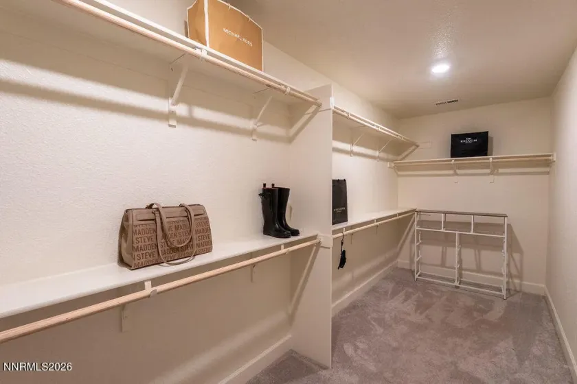 282 Littondale, Sparks, Nevada 89441, 4 Bedrooms Bedrooms, ,3 BathroomsBathrooms,Residential,Residential,Littondale,260002367