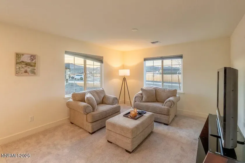 282 Littondale, Sparks, Nevada 89441, 4 Bedrooms Bedrooms, ,3 BathroomsBathrooms,Residential,Residential,Littondale,260002367